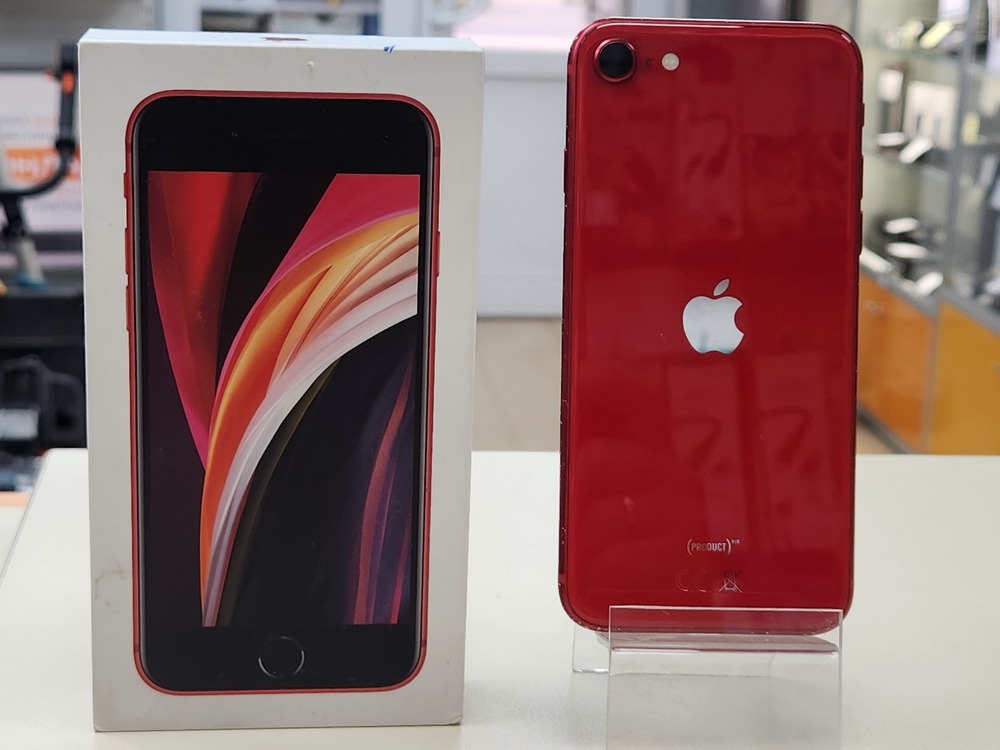Смартфон Apple iPhone SE 2020 64Gb