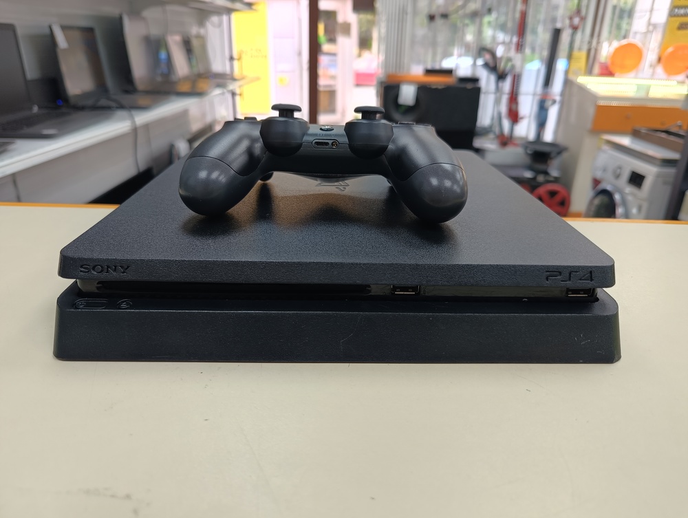 Игровая приставка PlayStation 4 Slim 500GB