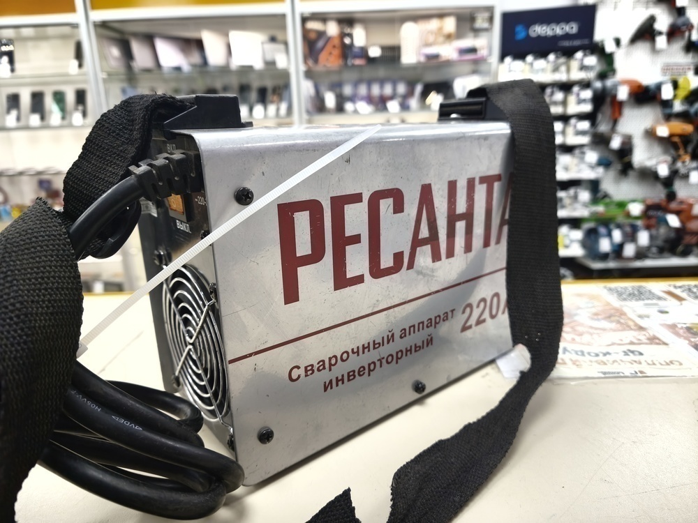 Сварочный аппарат Ресанта САИ-220А