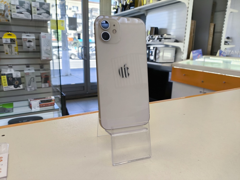 Смартфон Apple iPhone 12 64Gb