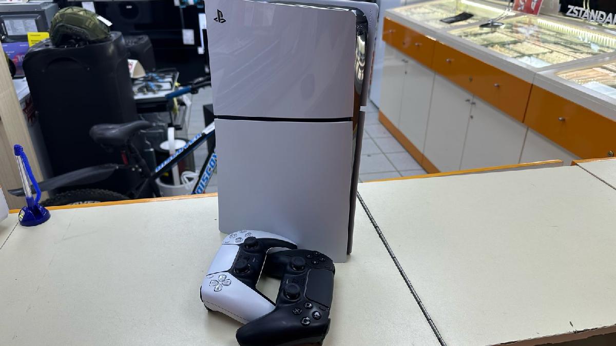 Игровая приставка PlayStation 5 Slim Digital Edition 825Gb