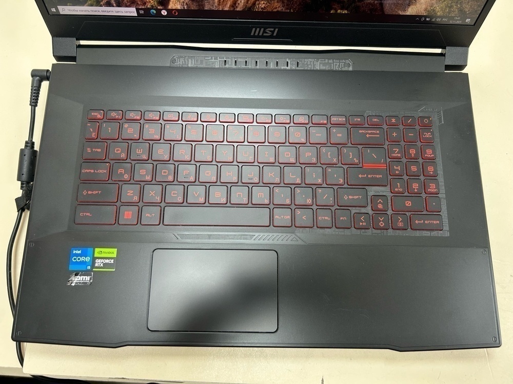 Ноутбук MSI .; Core i5-11260H, GeForce RTX 3050, 8 Гб, 500 Гб, Нет