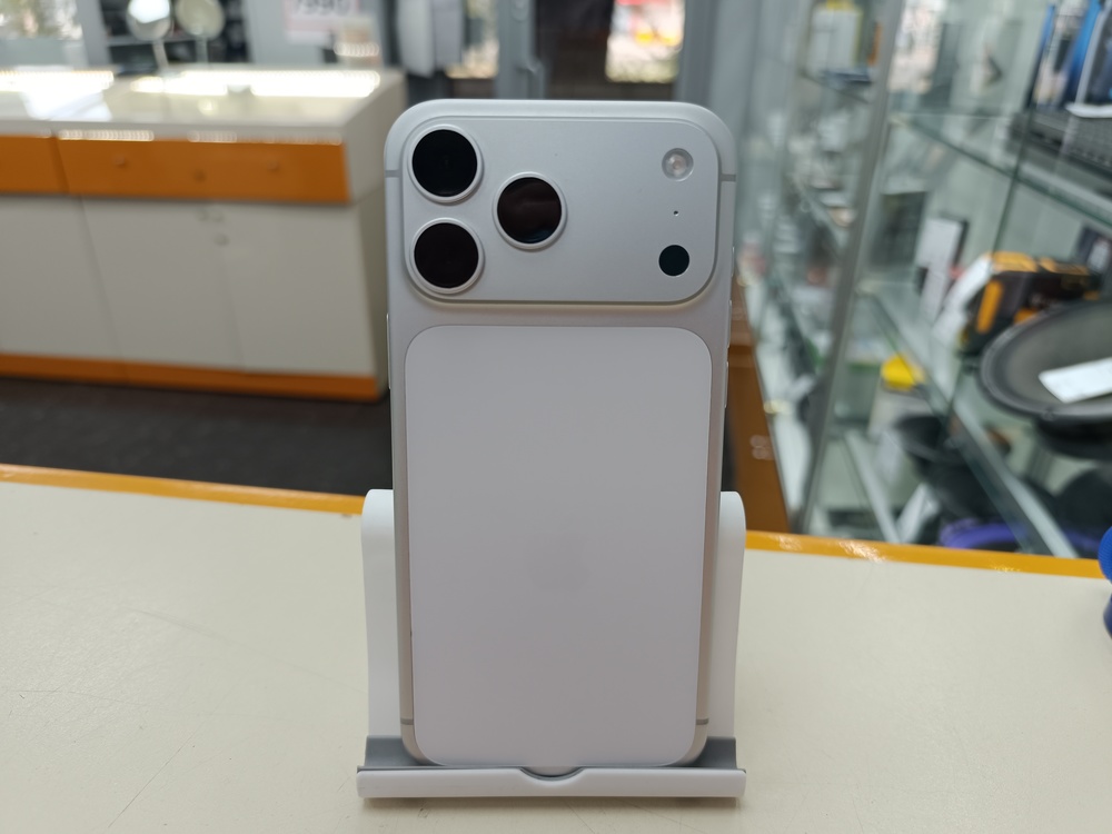 Смартфон Apple Iphone 17 Pro Max 256Gb