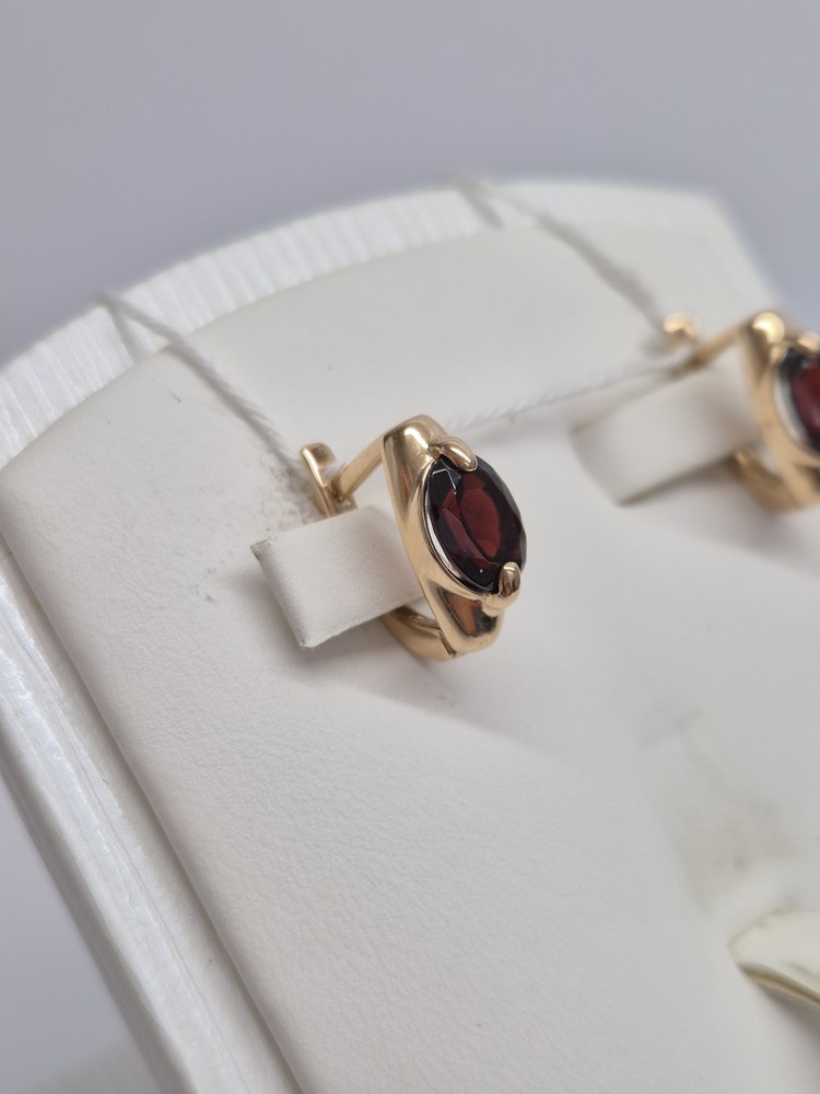 СКМ585 СЕРЬГИ С КАМНЕМ (Au 585)