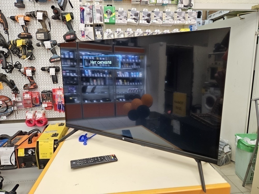 LED Телевизор HI RX-32H01FB