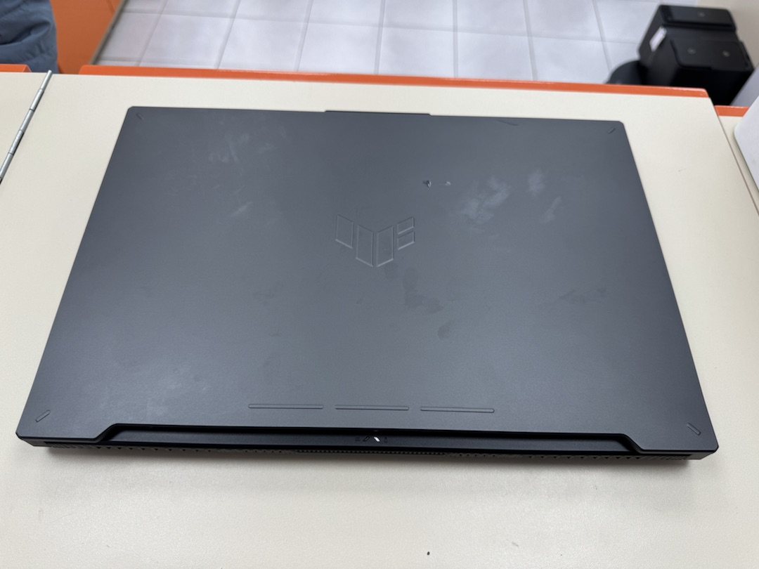 Ноутбук ASUS; Ryzen 7 7435HS, GeForce RTX 4050, 16 Гб, 512 GB, Нет