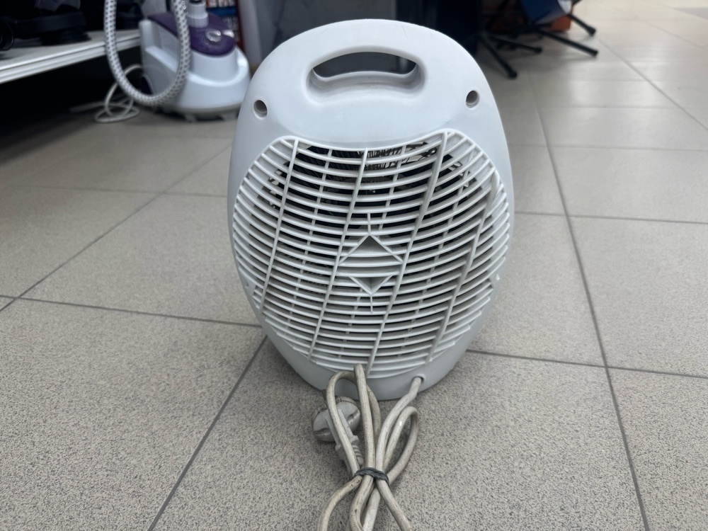 Тепловая пушка Hyundai H-FH1