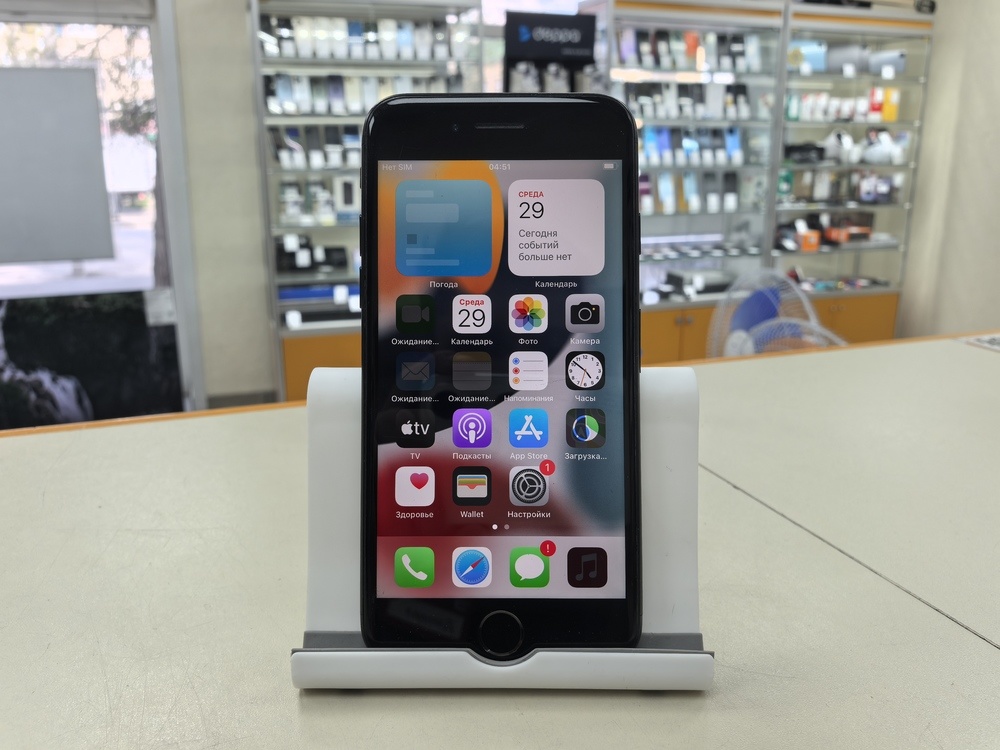 Смартфон Apple iPhone 7 32Gb