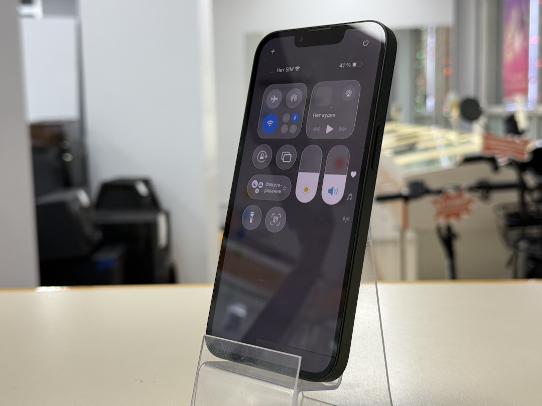 Смартфон Apple Iphone 16 128Gb