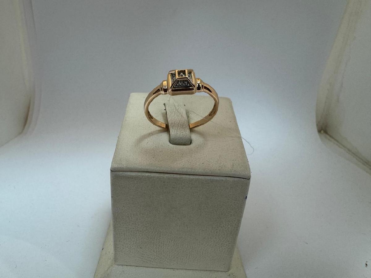 КОЛЬЦО С КАМНЯМИ (Au 585)