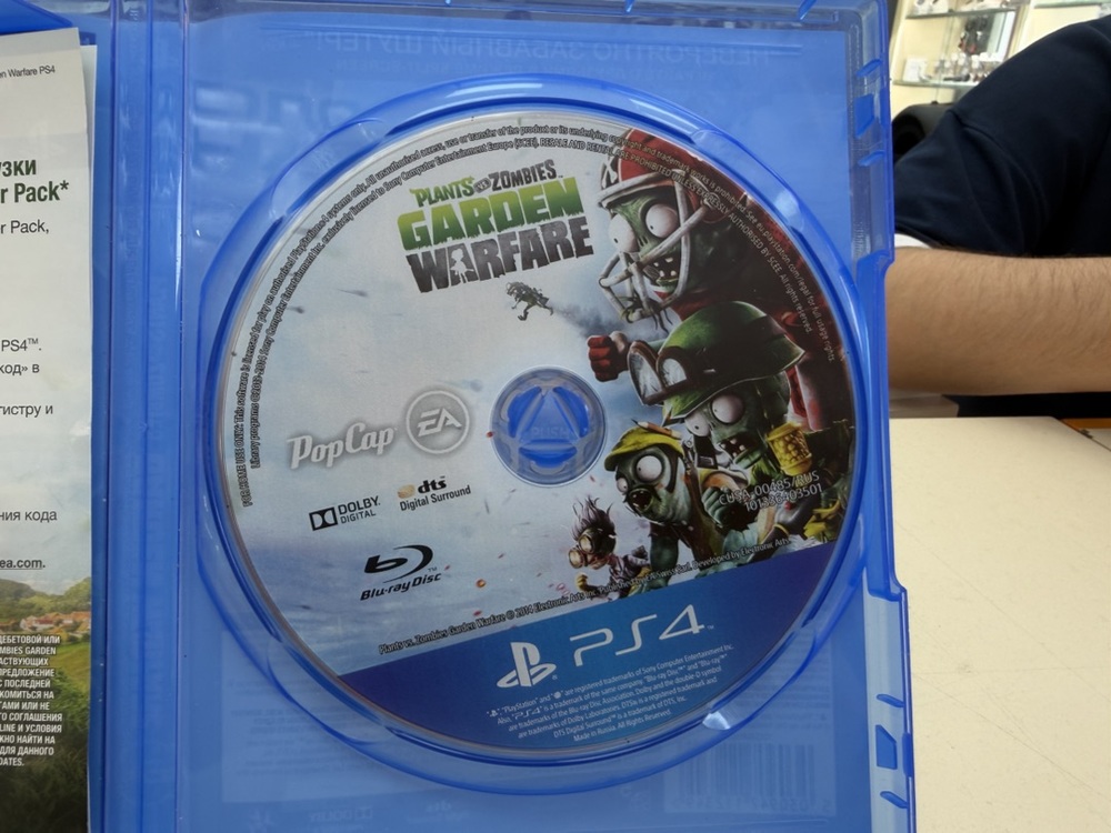 Игра Playstation 4 Plants Zombies GW2