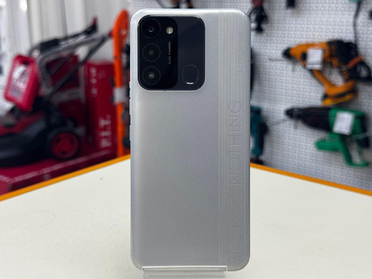 Смартфон Tecno Spark 8C 4/64