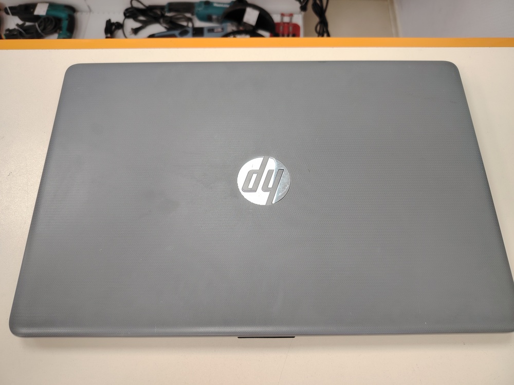 Ноутбук HP 15-da0039; Core i3-7020U, Intel HD Graphics 620, 4 Гб, 128 Гб, Нет
