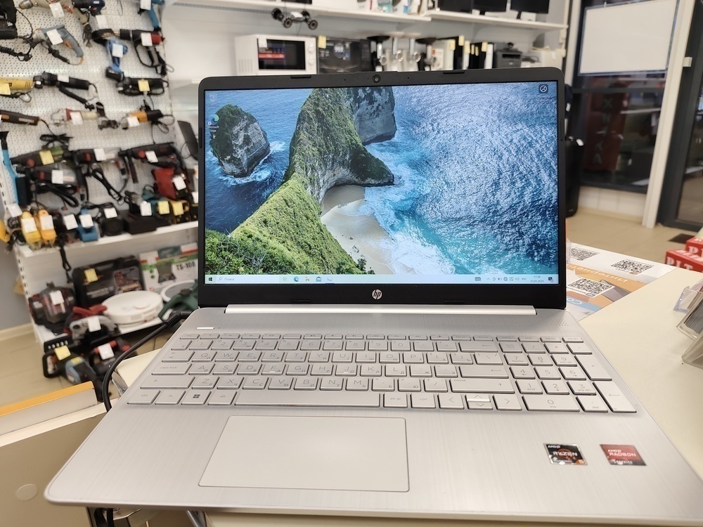 Ноутбук HP; Ryzen 5-5500U, AMD Radeon (TM) Graphics, 8 Гб, 256 Гб, Нет