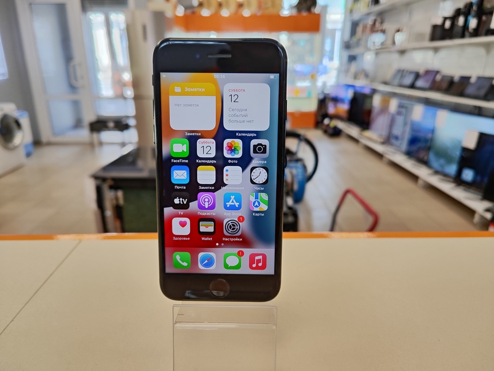 Смартфон Apple iPhone 7 32Gb