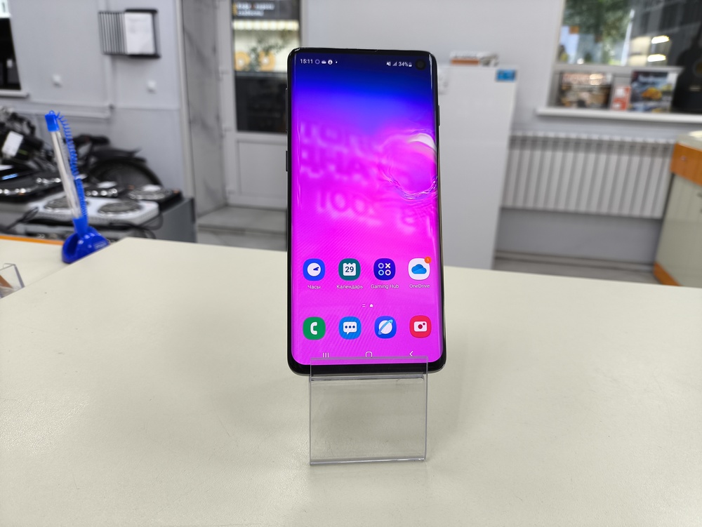 Смартфон Samsung Galaxy S10 8/128