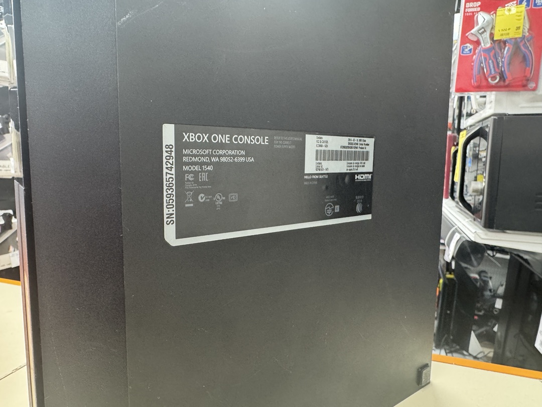 Игровая приставка Xbox One 500Gb