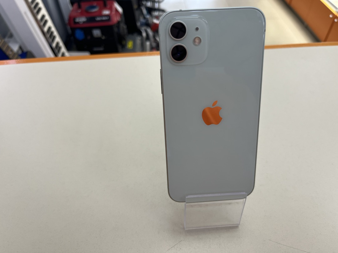 Смартфон Apple iPhone 12 64Gb