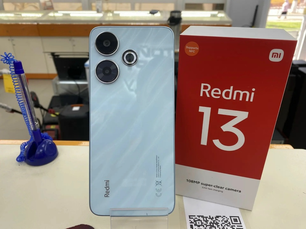 Смартфон Xiaomi 13 8/256