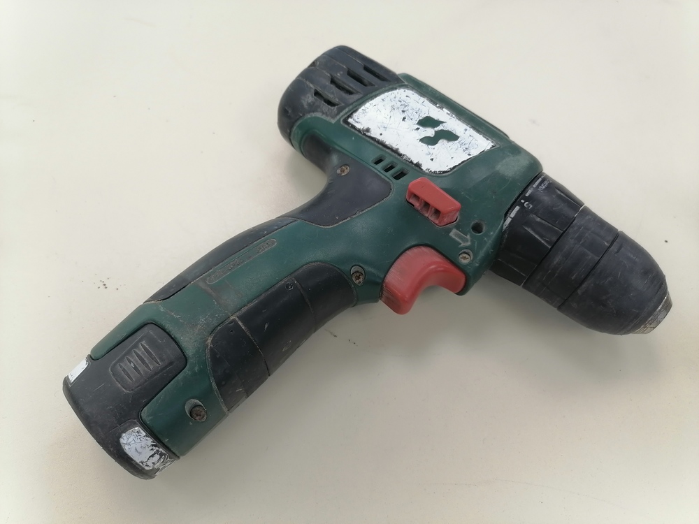 Шуруповерт Bosch GSB 120-LI