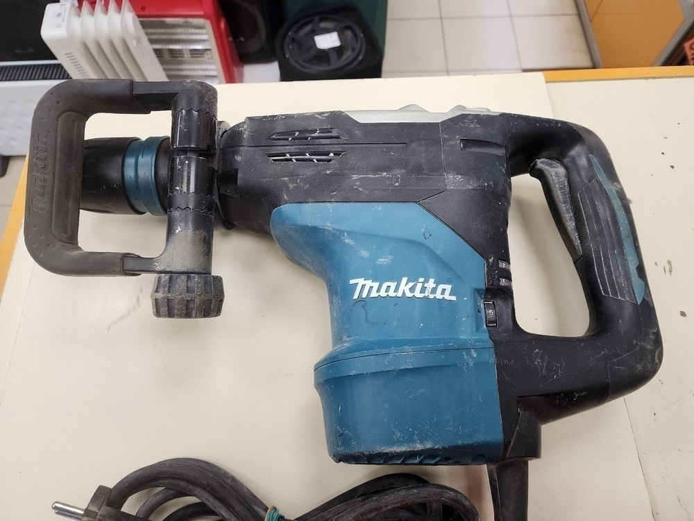 Перфоратор Makita HR4003C