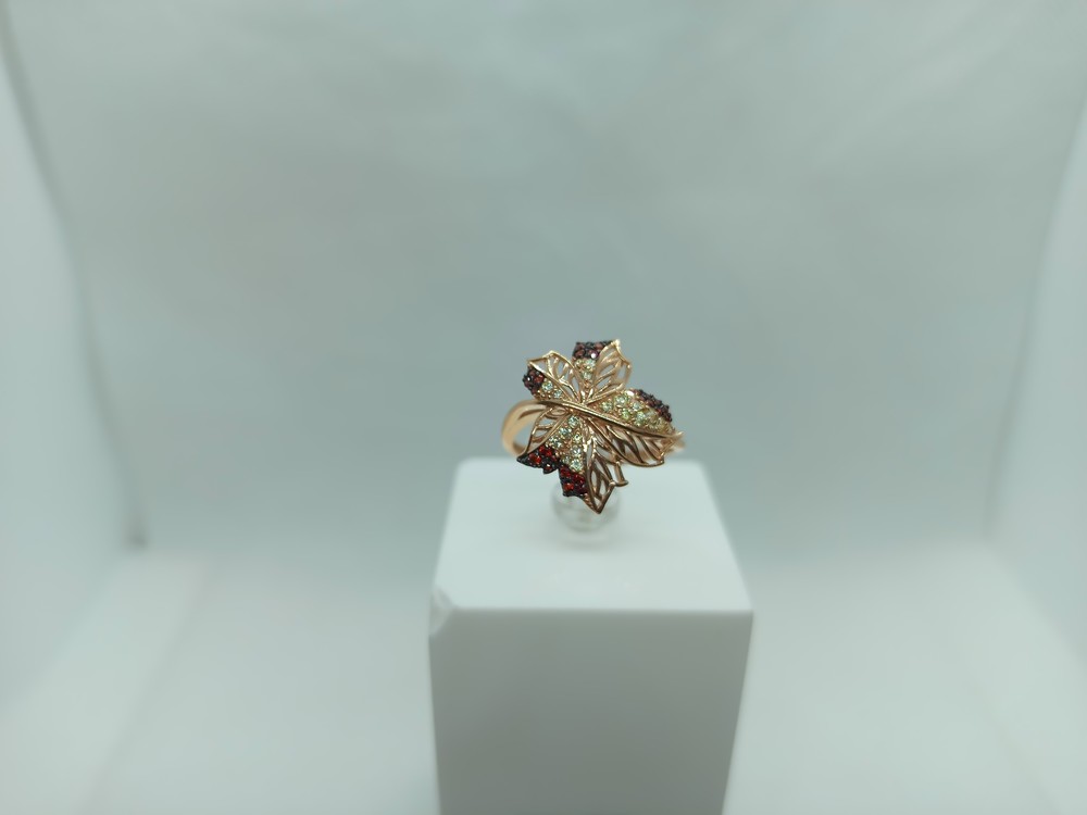 КОЛЬЦО С КАМНЯМИ (Au 585)