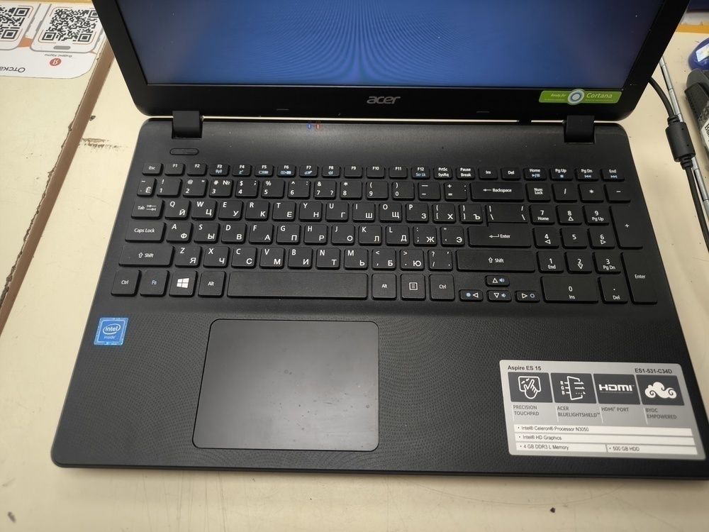 Ноутбук Acer Aspire ES 15; Celeron N3050, HD Graphics, 4 Гб, Нет, 500 Гб
