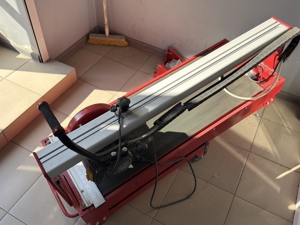 Электроплиткорезы Elitech ПЭ 10-20P09