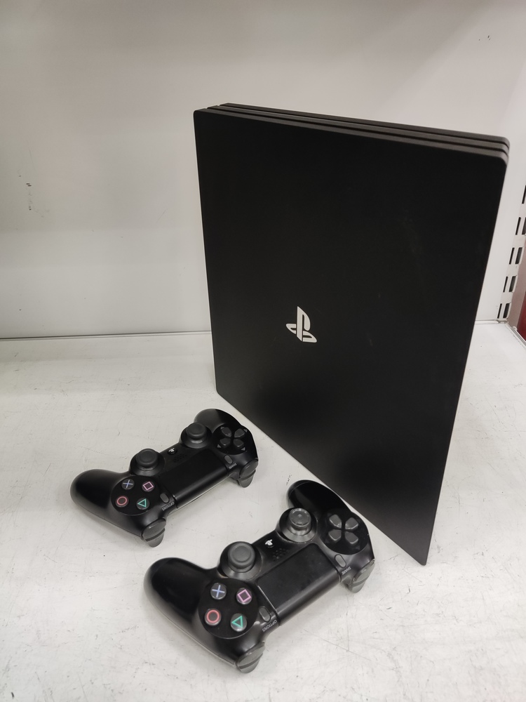 Игровая приставка PlayStation 4 Pro 1Tb