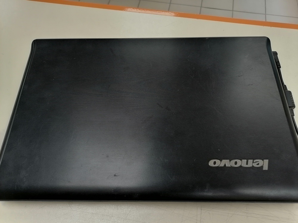 Ноутбук Lenovo *; E-450, HD Graphics, 4 Гб, Нет, 250 Гб