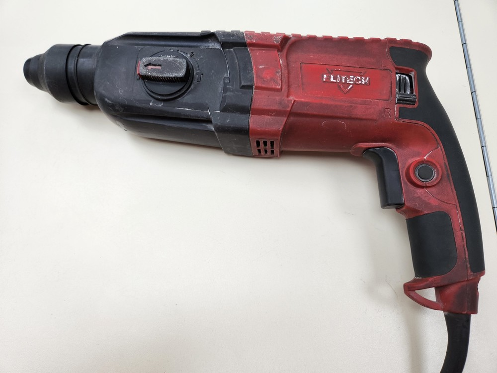 Перфоратор Elitech П 0826РЭМ