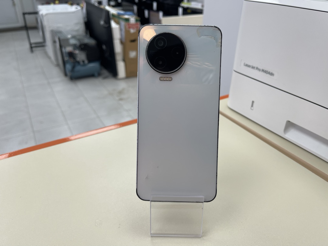 Смартфон Infinix NOTE 12 2023 8/128