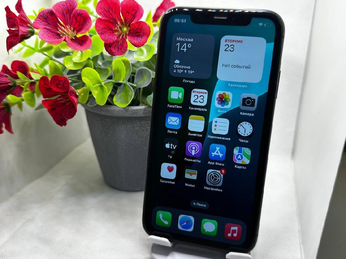 Смартфон Apple iPhone 11 64Gb