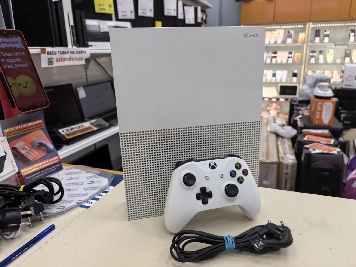 Игровая приставка Xbox One S 1TB