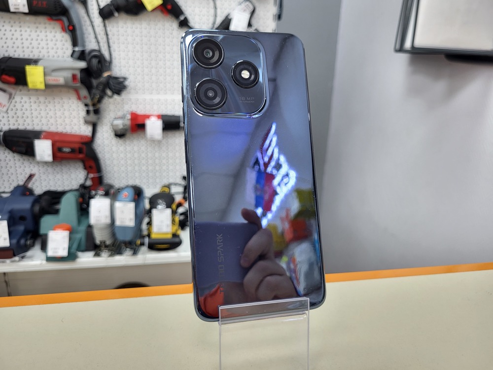 Смартфон Tecno SPARK 10C 4/64
