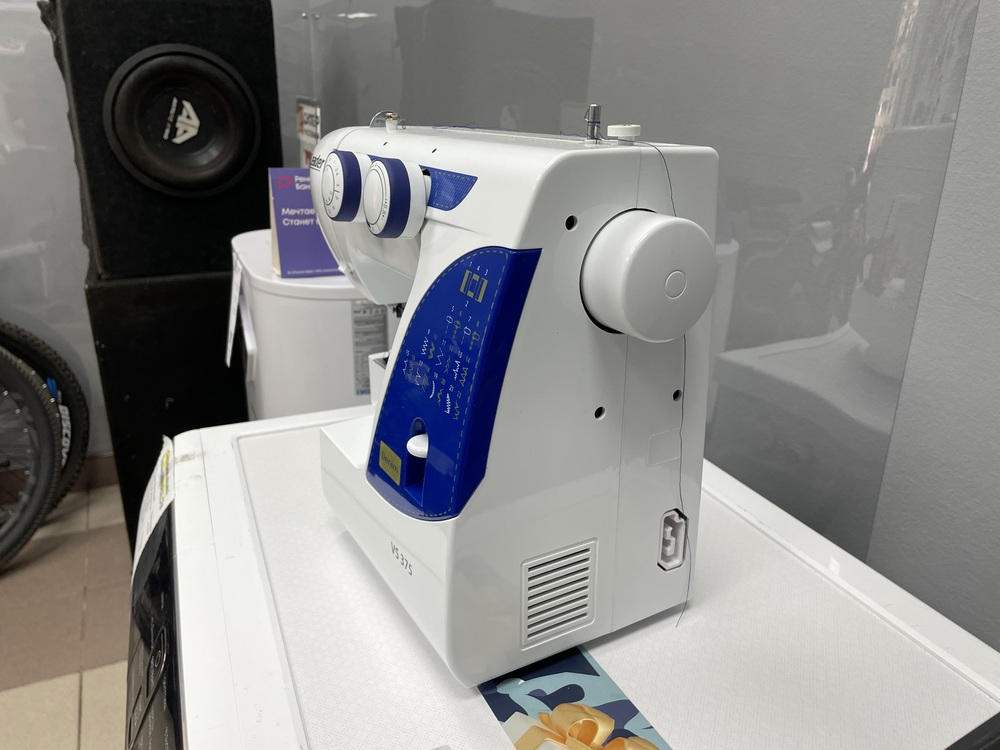 Швейная машина Leader VS 375