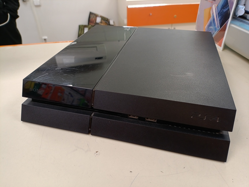 Игровая приставка PlayStation 4 FAT 500GB