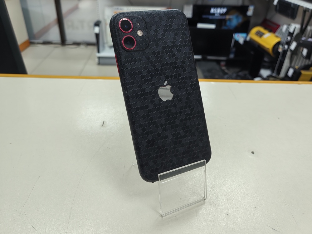 Смартфон Apple iPhone 11 64Gb