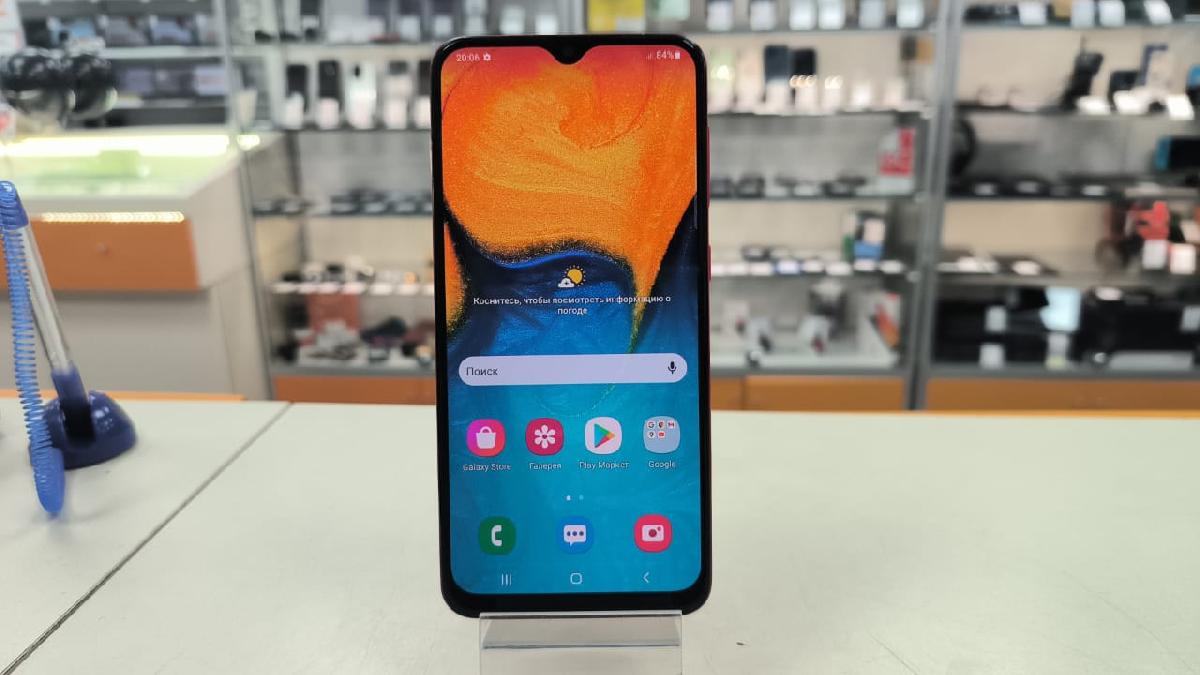 Смартфон Samsung Galaxy A20 3/32