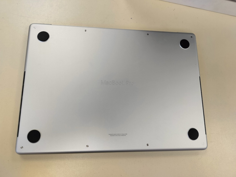 Ноутбук Apple MacBook  M3 pro