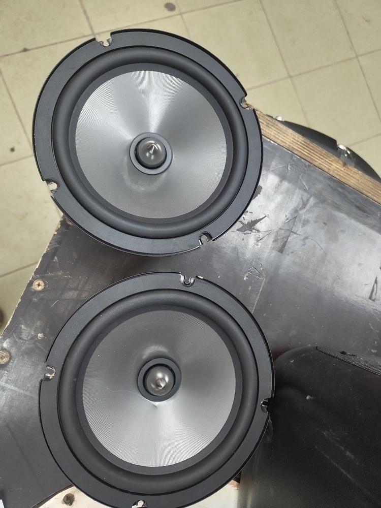 Автоакустика передняя AMP Beat 6.5