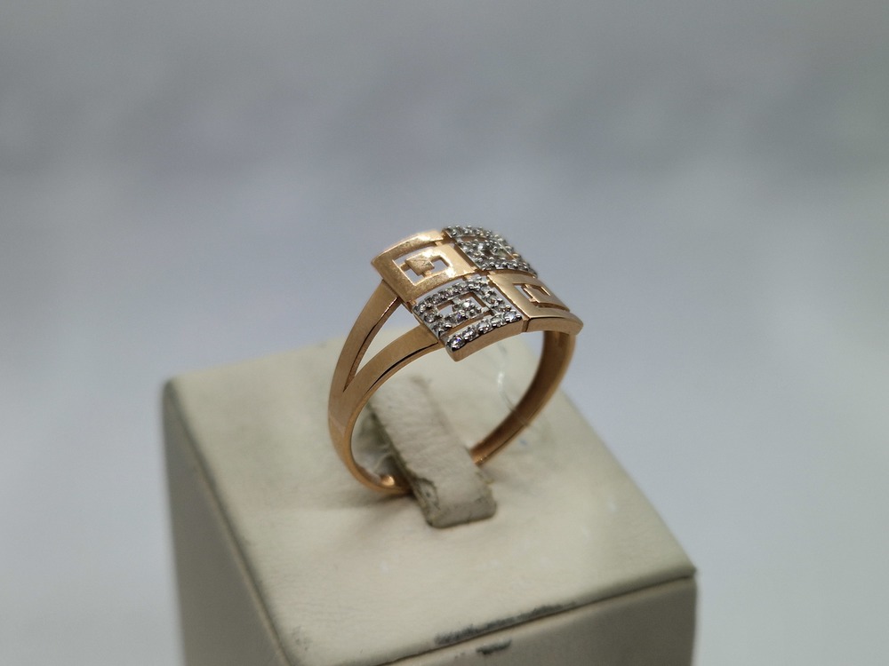 КОЛЬЦО С КАМНЯМИ (Au 585)