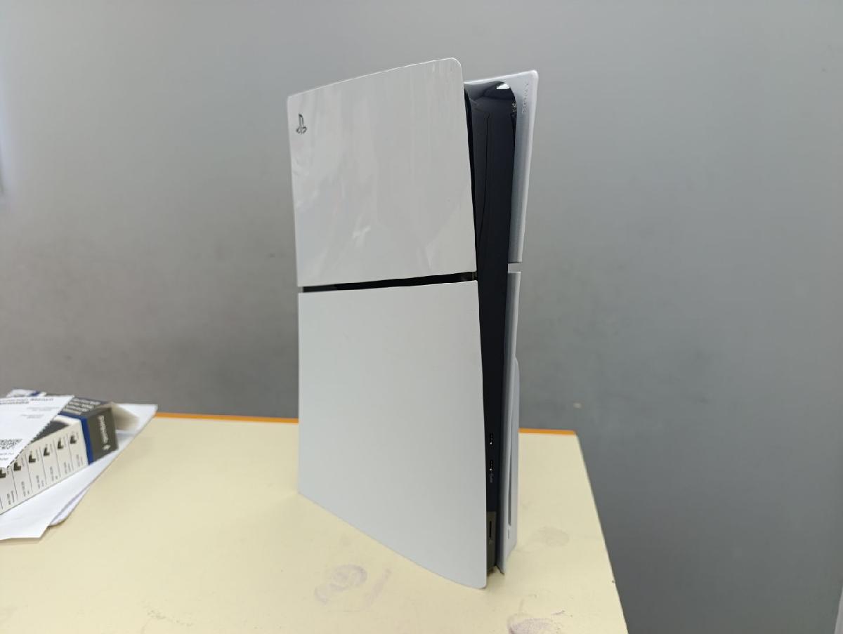 Игровая приставка PlayStation 5 Slim 1TB (С дисководом)