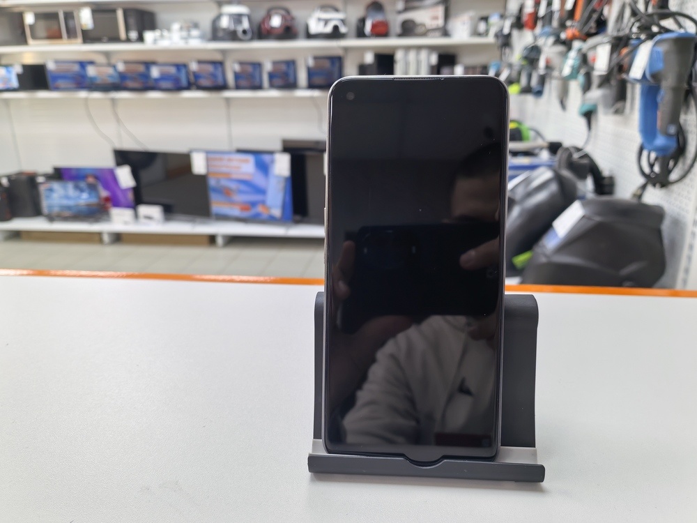 Смартфон Realme 8i 4/64