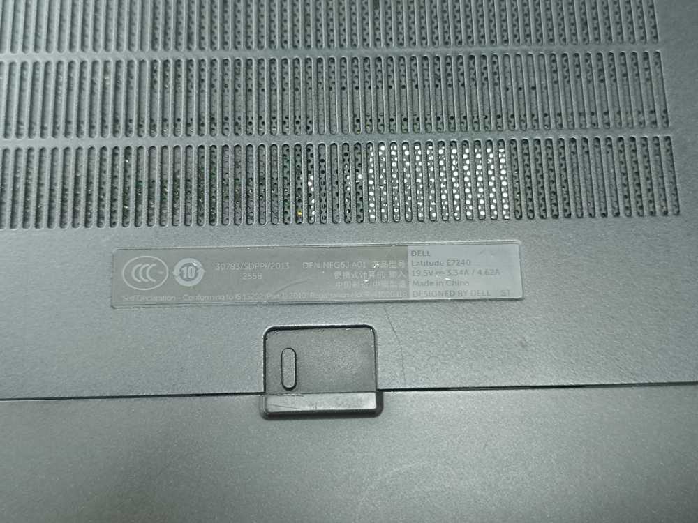 Ноутбук DELL; Core i5-4300U, HD Graphics famile, 12 Гб, 240 Гб, Нет