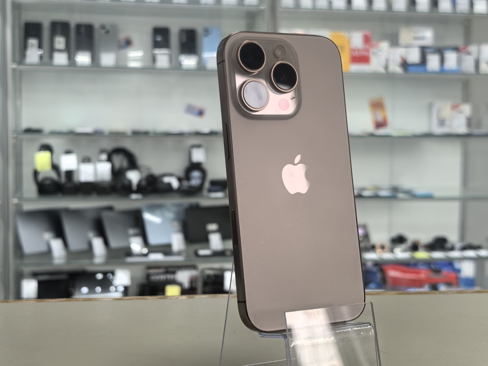 Смартфон Apple Iphone 16 Pro 128Gb