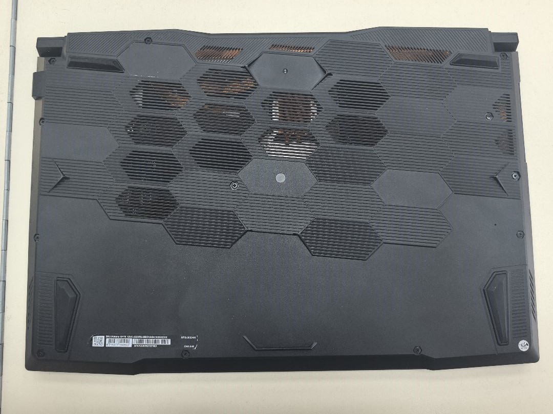 Ноутбук MSI; Core I5-12450H, GeForce RTX 3050, 16 Гб, 500 Гб, Нет