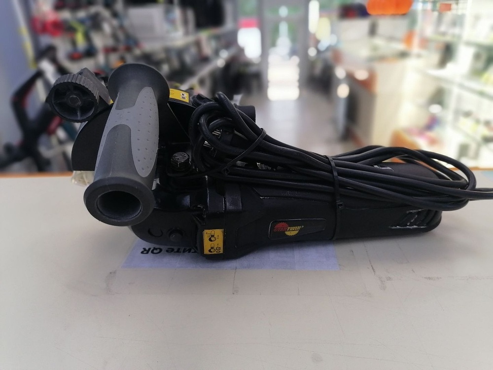 Угловая шлифмашина Starwin 125мм retail