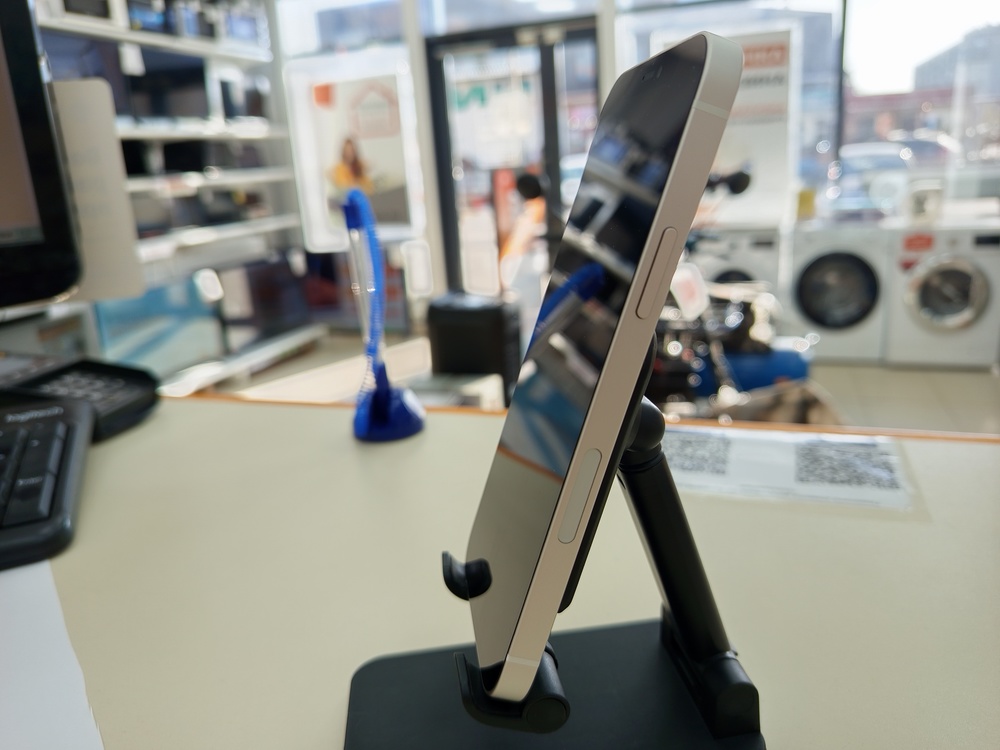 Смартфон Apple iPhone 12 128Gb