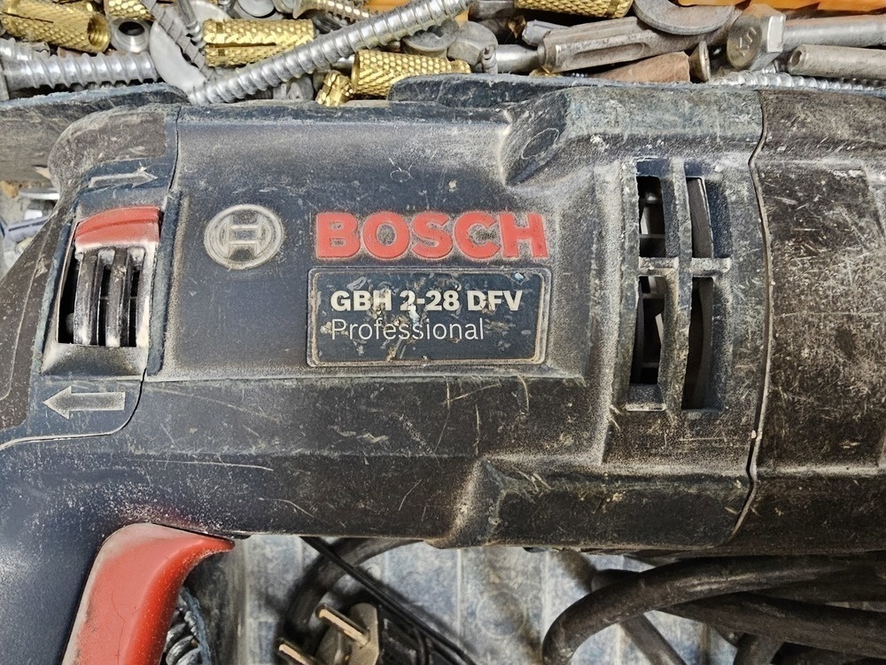 Перфоратор Bosch GBH 2-28